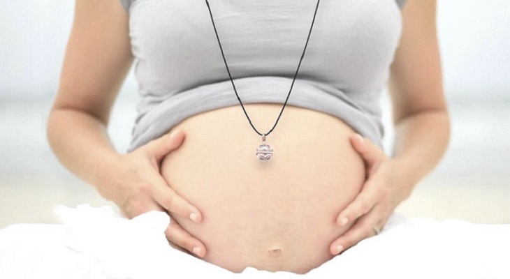 Mode pour femmes enceintes , les tendances et les astuces look à adopter 5