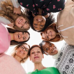 groupe de femme en cercle